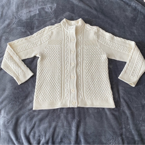 L.L. Bean Sweaters - Vintage LL Bean Ivory Cable Knit Sweater